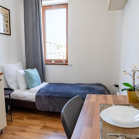 Central - Bright - Calm Studio For Solo Travellers Budapesta Exterior foto